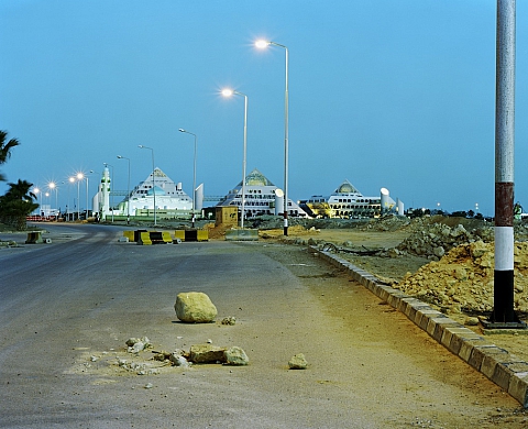Exposition du prix Camera Clara : Julien Châtelin chez Central Dupon Images