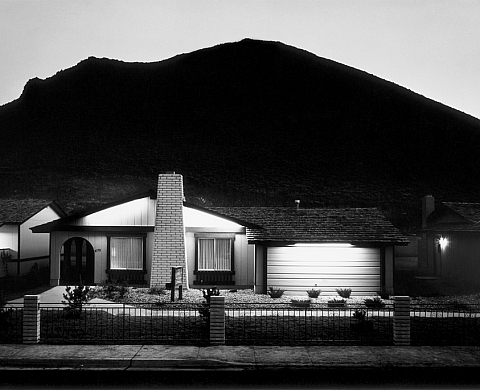 Le Bal présente « Common Objects » : une exposition du photographe américain Lewis Baltz Le Bal présente « Common Objects » : une exposition du photographe américain Lewis Baltz