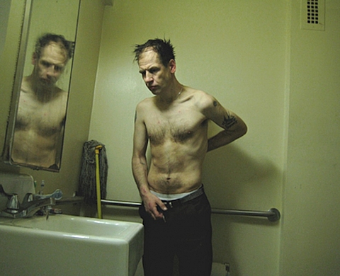 « Mon addiction » : le journal photographique de Graham MacIndoe