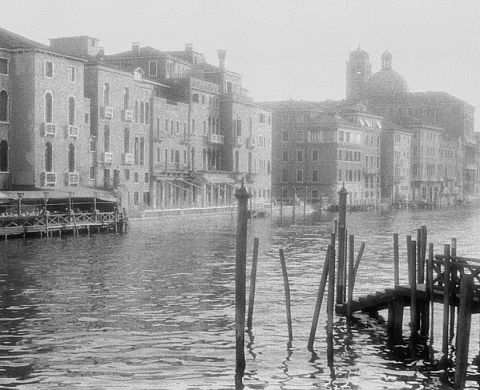 « Par amour pour la Venise d'hier » : une exposition de Serge Bassenko à la Mairie du 13ème arrondissement « Par amour pour la Venise d'hier » : une exposition de Serge Bassenko à la Mairie du 13ème arrondissement