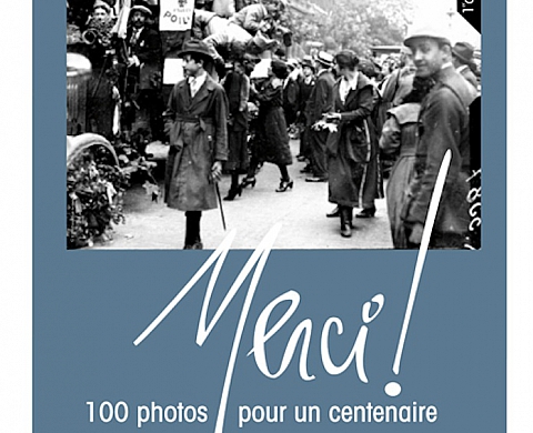 Visite de l'exposition « Merci! 100 photos pour un centenaire » sur les Champs-Élysées Visite de l'exposition « Merci! 100 photos pour un centenaire » sur les Champs-Élysées