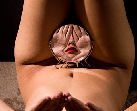 La NUE galerie présente Alva Bernadine La NUE galerie présente Alva Bernadine