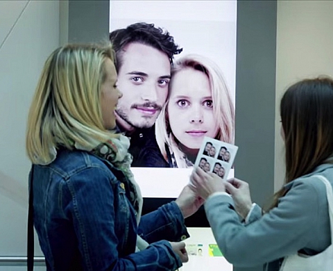 « C'est arrivé dans un Photomaton »