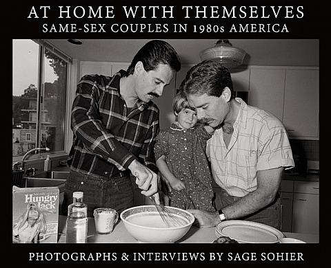 Couples gay des années 80 comme à la maison Couples gay des années 80 comme à la maison