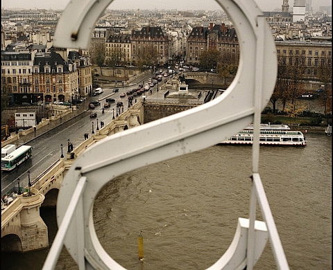Exposition coulisses de Sophie Brandstrom à la Galerie Caroline Tresca pour le mois de la photo OFF