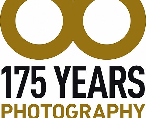 Un logo pour les 175 ans de la photographie