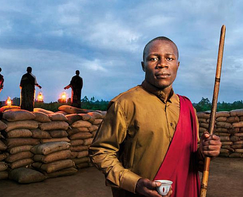 CALENDRIER LAVAZZA 2015 « Les Défenseurs de la Terre »