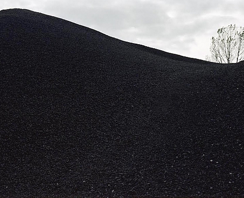 Mineurs, ici : une exposition de Farida Hamak