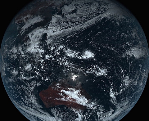 Les réelles couleurs de la Terre vue par HIMAWARI-8
