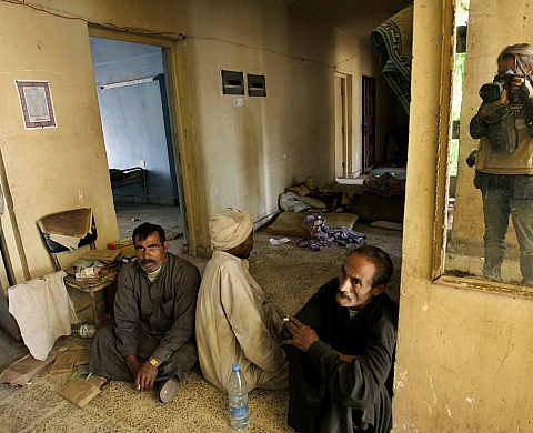 Anja Niedringhaus  : le prix du courage des femmes photojournalistes  