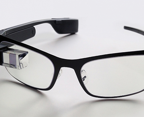 Arrêt de la commercialisation des Google Glass : un futur trop connecté ?