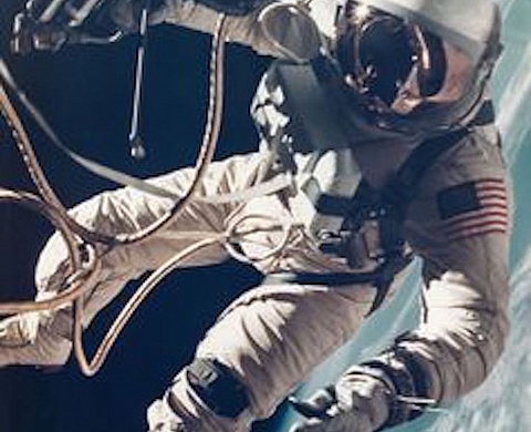 Vente aux enchères de photographies inédites de la NASA