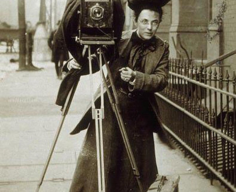 Découvrez Jessie Tarbox Beals, la première femme photojournaliste