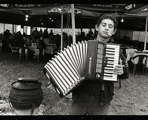 Exposition : « Guca - Fanfares en délire » de Milomir Kovacevic Exposition : « Guca - Fanfares en délire » de Milomir Kovacevic