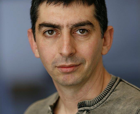 Interview Adi Nes : « Je commence avec la question : Qui suis-je ? »