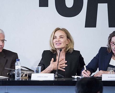 Interview de Jessica Lange : « En photographie, je peux regarder le monde sans être vue » Interview de Jessica Lange : « En photographie, je peux regarder le monde sans être vue »