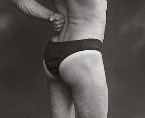 Les postures des sportifs, de 1890 et 1940, au Musée d'Art et d'Archéologie d'Aurillac Les postures des sportifs, de 1890 et 1940, au Musée d'Art et d'Archéologie d'Aurillac