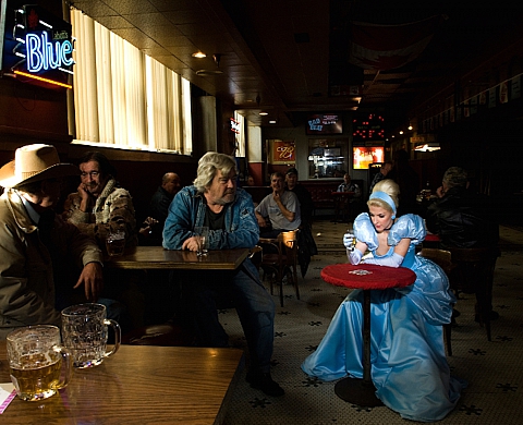 Exposition : « Fallen princesses » de Dina Goldstein à la Médiathèque de Mouans-Sartoux