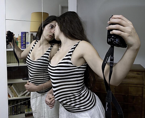 Exposition: « Boyz and girlz du net »