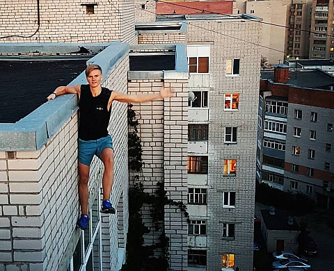 Nouvelle victime du « skyfalling » en Russie 