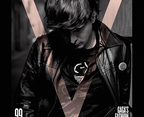 Lagerfeld et Slimane réunis pour V Magazine