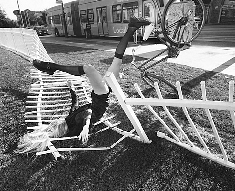 Mike Dempsey défie les lois de la pesanteur dans ses photographies