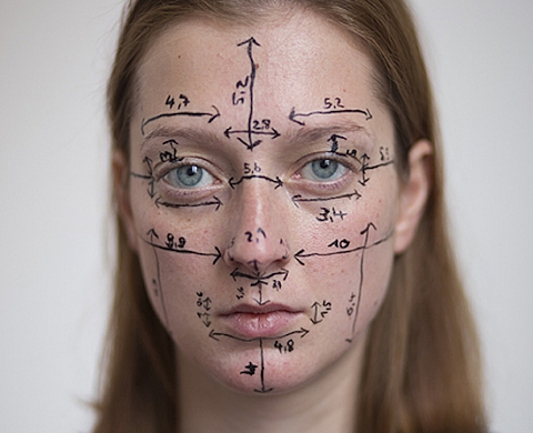 Exposition : studio vortex accompagné par Antoine d'Agata