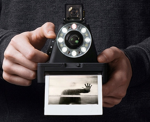 Impossible Project dévoile son appareil instantané