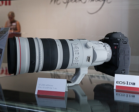 Voyage au centre... du Canon 200-400L