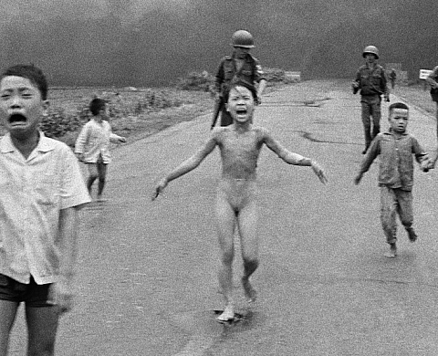 Petite fille brûlée au napalm : la réalité derrière l'image