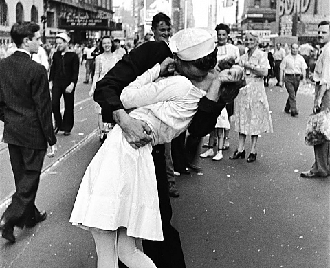 Le baiser de Times Square s'éteint avec Greta Zimmer Friedman