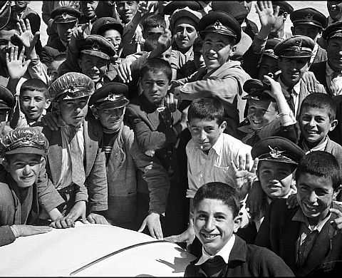 Exposition : « Au pays de l'enfance » photographies de Léonard Gianadda