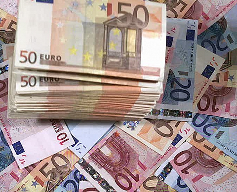 Photographes et agences photo : halte aux retards de paiement !