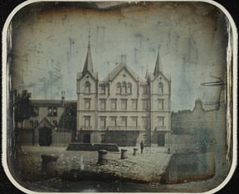 Aux origines de la photographie: Les daguerréotypes de GIRAULT PRANGEY (1804-1892)