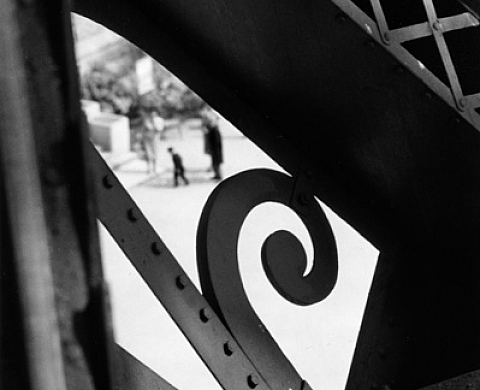 Marc Riboud - Photos inédites de la Tour Eiffel Marc Riboud - Photos inédites de la Tour Eiffel